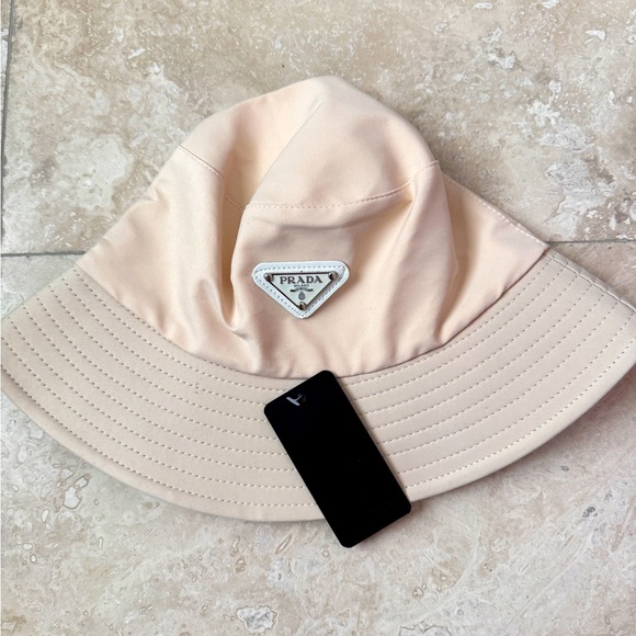 NWT Prada Cream Nylon Bucket Hat - Picture 1 of 3